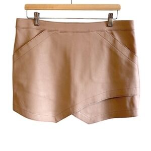 NEW BCBGMAXAZRIA Owen Faux Leather Mini Skirt L Blush Nude Tone